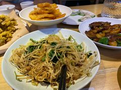 -关东小磨东北菜(上海长风大悦城店)