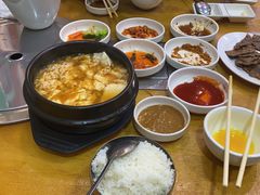 -青纱灯笼韩国料理店