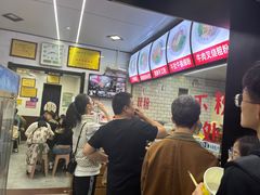 -覃肥叔桂林米粉(粮道街店)