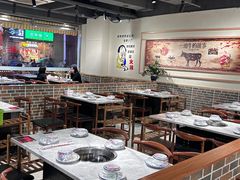 -潮牛宴·鲜牛肉自助火锅烤肉(龙岩新罗万达店)