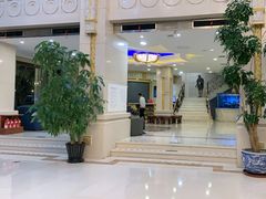 -碧中海汤泉汗蒸酒店