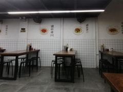 大堂-小狗面馆·杭帮拌川·片儿川(大沽路店)