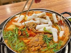 土豆排骨火锅-喇喇排骨火锅·传统韩式脊骨汤(望京西园总店)