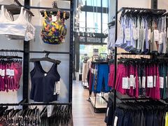 -lululemon(比斯特购物村店)