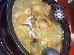 -菌之家·专业纯野生菌火锅·特色炒菌