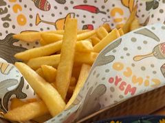 -Famous肥猫墨西哥音乐餐吧(五棵松华熙LIVE店)