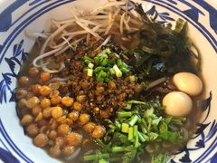 -胡大怪手工酸辣粉(安亭店)