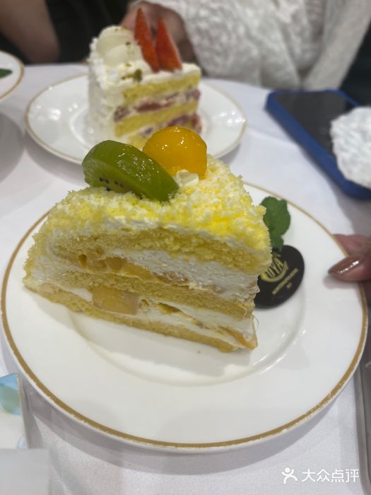 COVA(新天地Xintiandi店)招牌芒果蛋糕图片
