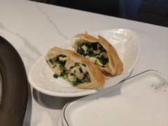脆皮虾仁韭菜盒子-海味当家·蒸锅海鲜(中山广场创始店)