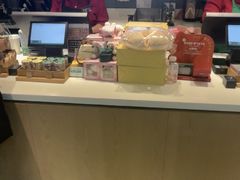 -星巴克(浦东机场T2到达店)