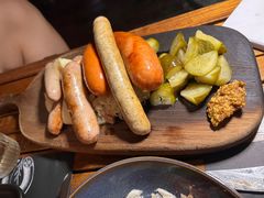 什锦香肠拼盘-闲·胡同 Barblu Hutong(雍和宫五道营店)