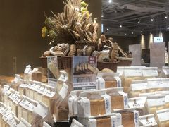 -七鲜超市(瑞虹天地太阳宫店)