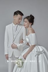 点击看大图 -蒙娜丽莎婚纱摄影(鲁邦店)