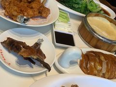 -梅利汴京烤鸭•开封豫菜地标店(东大街店)