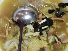 -小六汤包砂煲菜(文景路店)