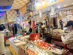 -LuOne凯德晶萃广场(徐家汇路店)