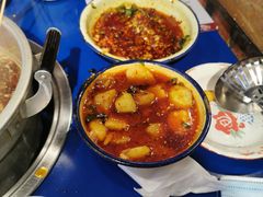 -马路边边串串香(延庆环球新意广场店)