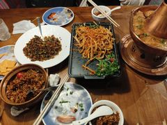 -雀舞云南菜(天津天河城购物中心店)