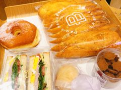 -巴黎贝甜(大宁国际商业广场店)