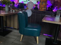 -临界音乐酒馆·小龙虾·江湖菜(华熙LIVE·鱼洞店)