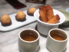 -蝴蝶里·粤菜·点心(滨江龙湖店)