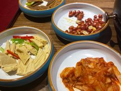 -明洞阿姨·韩式酱蟹烤肉·创意料理(三元桥店)