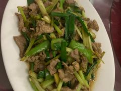 -香猪美食(中心店)