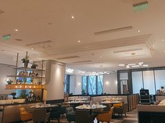 -港丽餐厅(高德置地店)