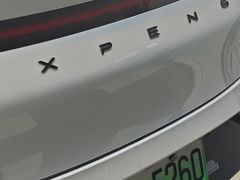 -鲨鱼皮汽车凹陷玻璃修复(静安店)