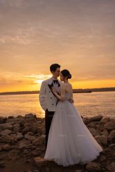 -雪中彩影婚纱摄影·微光艺术中心