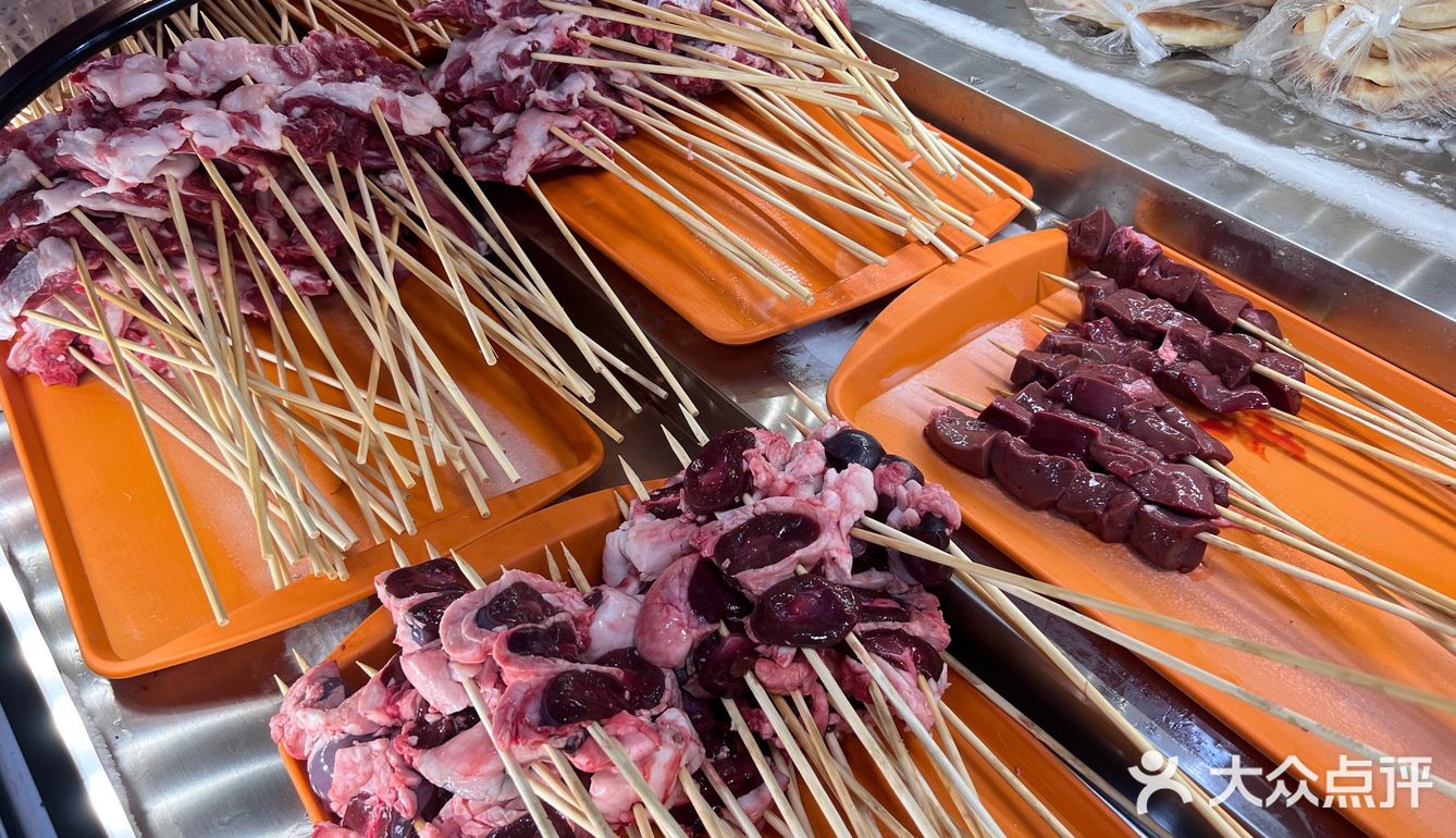不吃羊肉，但是最爱吃烤羊肉串～