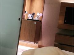 -上海滴水湖皇冠假日酒店