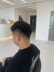 -Hello Lady发型设计