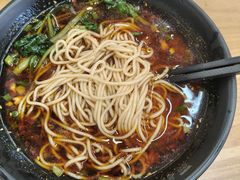 -丽影重庆小面(定西路店)