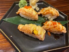 火炙三文鱼寿司四味-鸟鹏烧鸟居酒屋(熙龙湾店)