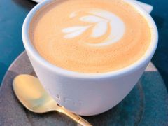 -UNI UNI(环亚凯瑟琳店)