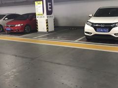 -万象城-停车场