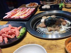 -枣玛露炭火烤肉脊骨锅