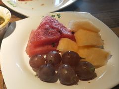 -蒙肥羊·酸汤潮牛·鲜牛肉火锅烤肉自助(岗顶店)