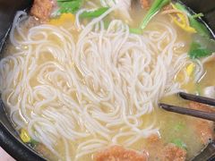 -银米·云南传统过桥米线(双廊黑金冠店)