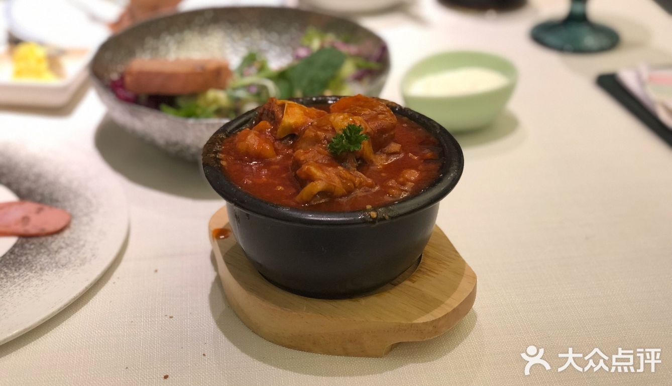 正宗又划算的俄士美食！大口吃肉！