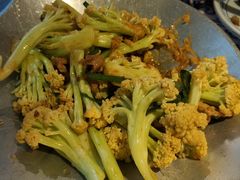 -卢大鲜鱼头捞饭(美利广场店)