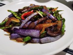-皇城根·鲁菜济南菜·吊炉烤鸭·炒鸡鱼头(济南旗舰店)