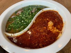 鸳鸯水煮牛肉-成都吃客(九眼桥店)