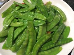 清炒荷兰豆-弓虽昌焖烧鸡(大竹林店)