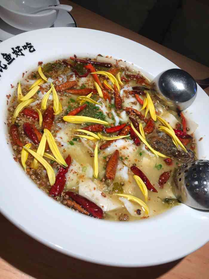 太二酸菜鱼(骏壹万邦店)-"位于骏壹万邦四楼的太二,人流还算多,5点.