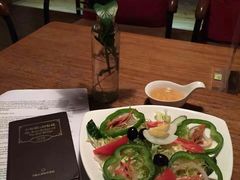 -雕刻时光咖啡馆(南院门店)