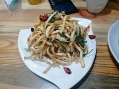 -一家人剪刀面(海伦国际店)
