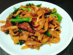 沙茶牛肉炒粿条-潮堂 · 潮州菜(国贸商城店)