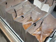 -银座仁志川·生吐司专门店(香港广场店)